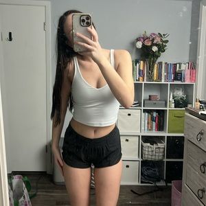 Lululemon black low rise, 2.5 hotty hot shorts
